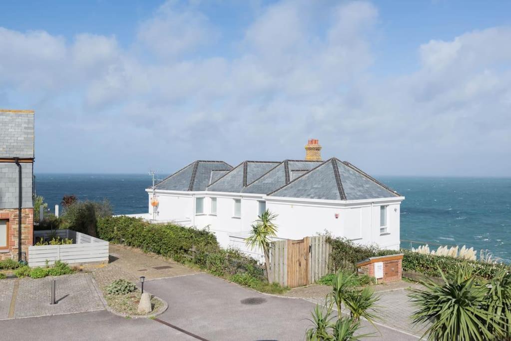 Sea Gem, Bay Holidays Holiday home *